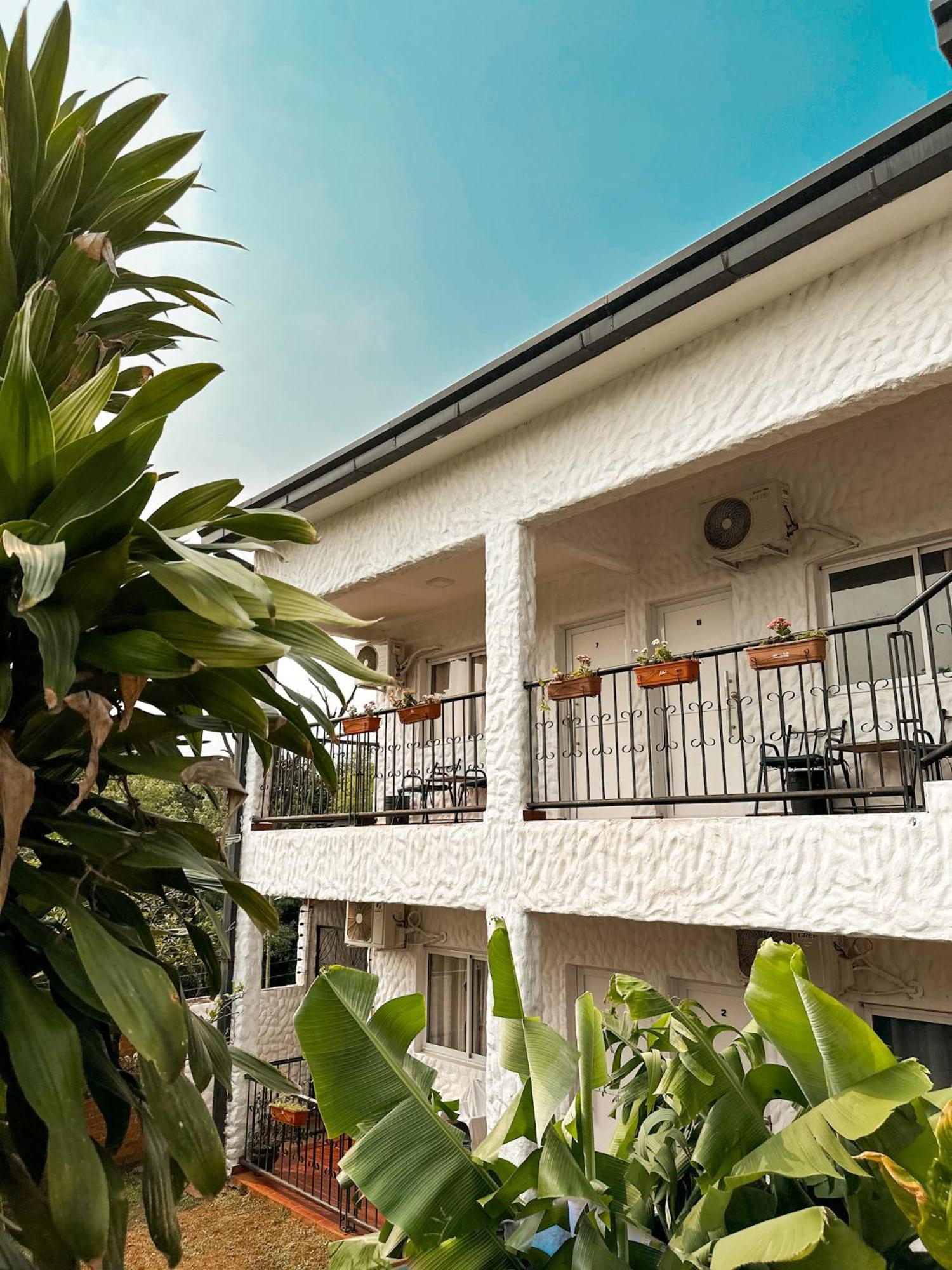 Mediterraneo Suites Пуэрто-Игуасу Экстерьер фото