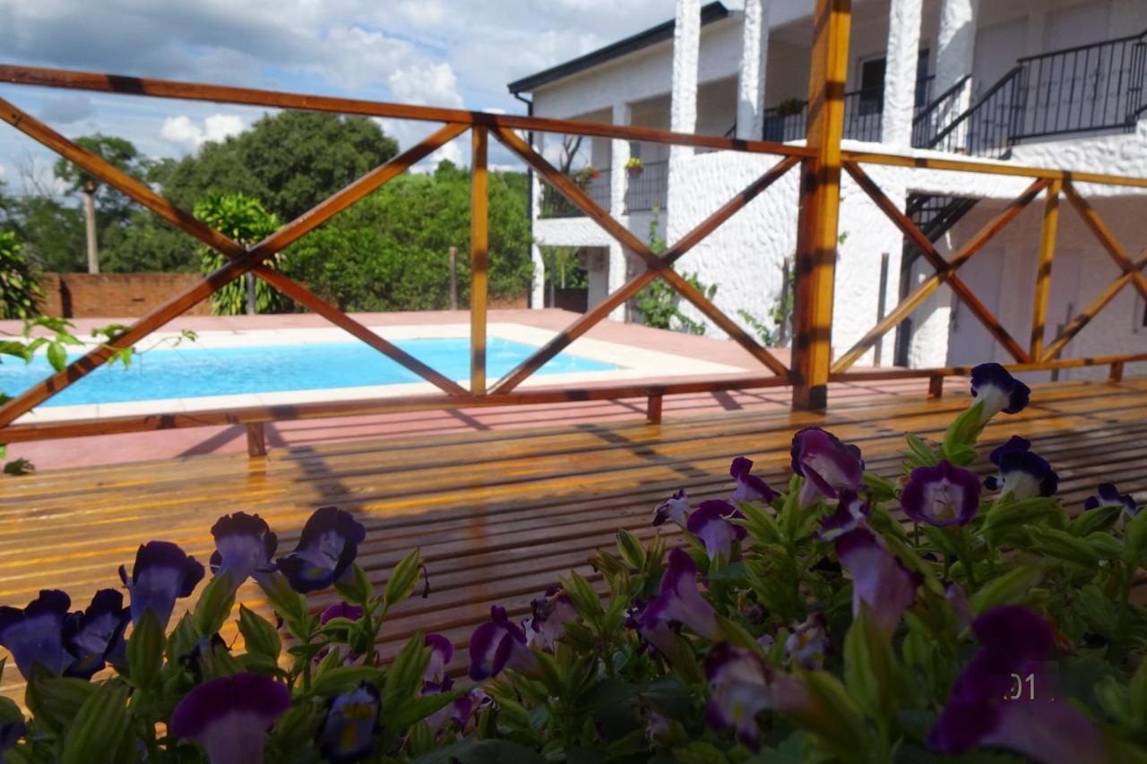 Mediterraneo Suites Пуэрто-Игуасу Экстерьер фото